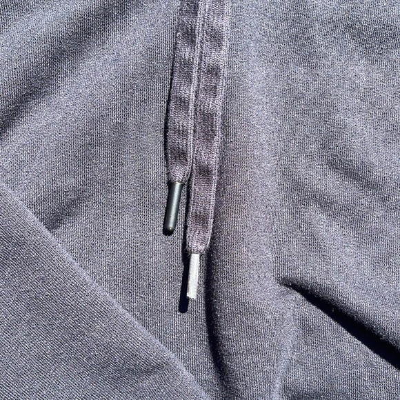 Gymshark - Black Cropped Hoodie - Size Small - Picture 3 of 7